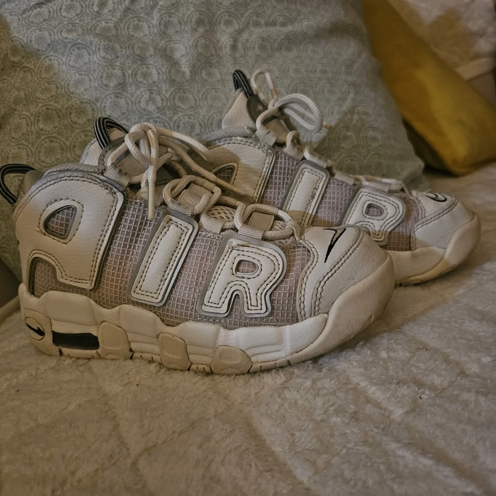 Nike Kids White Air Uptempo Low  Sneakers 13C